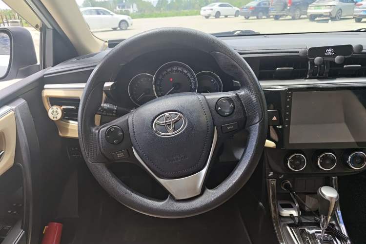 Used Toyota Levin 2016 1.6G CVT Elite Edition Steering Wheel