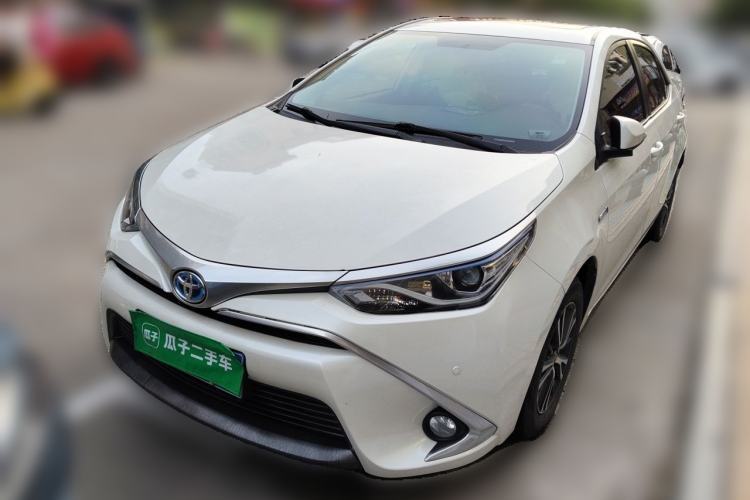 Used Toyota Levin 2016 Dual-Engine 1.8H GS E-CVT Elite Model with Sunroof Guazi used car, China used car export, Used car for sale, Used cars, Cheapest cars for sale