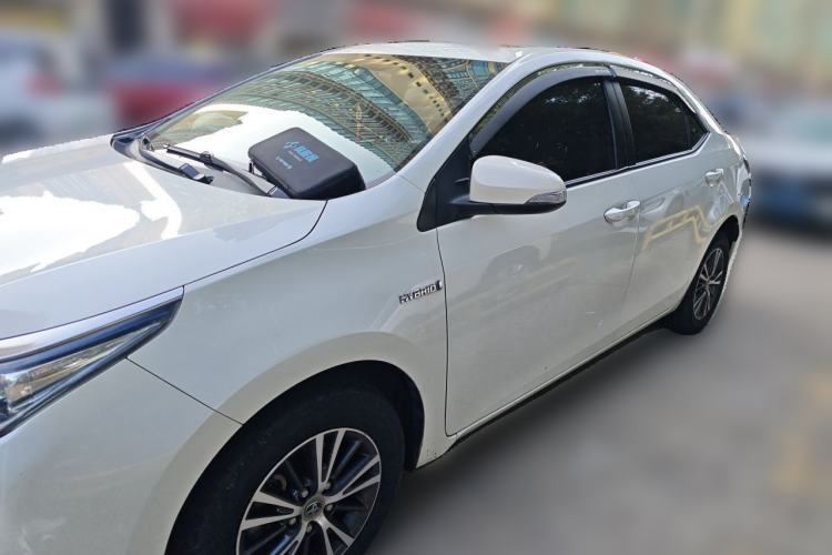 Used Toyota Levin 2016 Dual-Engine 1.8H GS E-CVT Elite Model with Sunroof Guazi used car, China used car export, Used car for sale, Used cars, Cheapest cars for sale