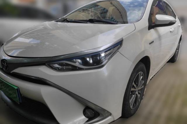 Used Toyota Levin 2016 Dual-Engine 1.8H GS E-CVT Elite Model with Sunroof