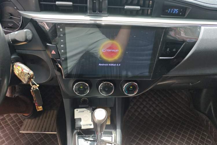 Used Toyota Levin 2016 1.6G CVT Elite Edition Audio And AC Panel