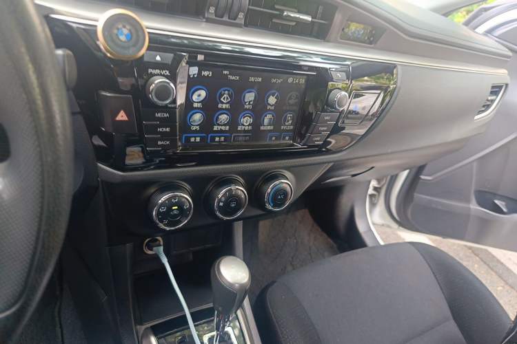 Used Toyota Levin 2016 1.6G CVT Elite Edition Audio And AC Panel
