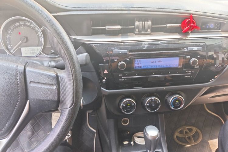 Used Toyota Levin 2016 1.6G CVT Elite Edition Audio And AC Panel