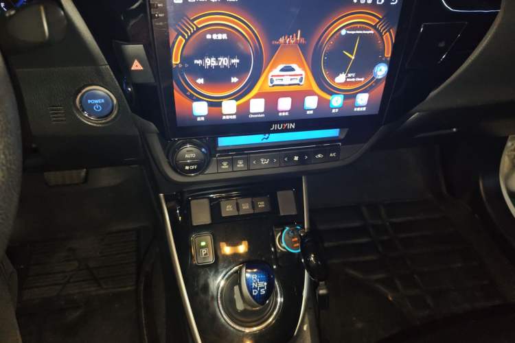 Used Toyota Levin 2016 Dual-Engine 1.8H GS E-CVT Elite Model with Sunroof Audio And AC Panel