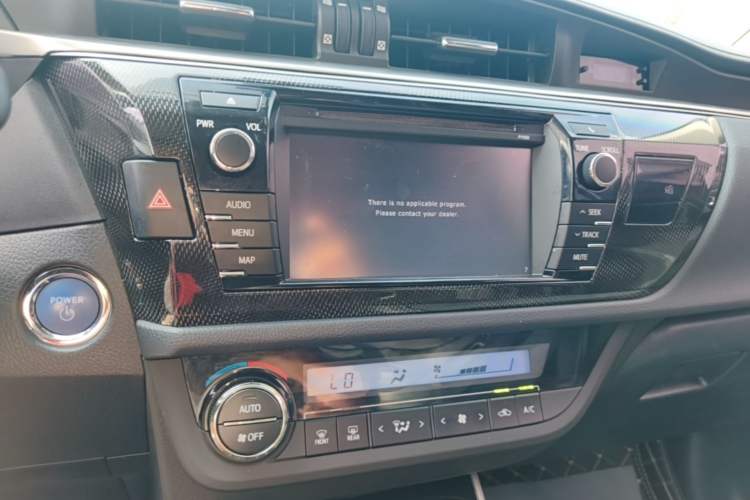 Used Toyota Levin 2016 Dual-Engine 1.8H V E-CVT Luxury Edition Audio And AC Panel