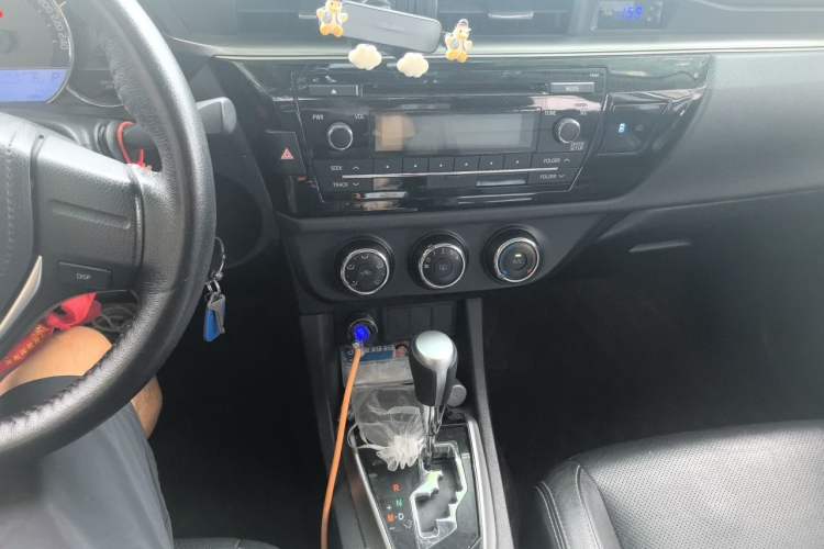 Used Toyota Levin 2016 1.6G-L CVT Leading Edition Audio And AC Panel