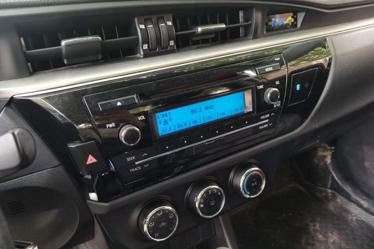 Used Toyota Levin 2016 1.6G CVT Elite Edition Audio And AC Panel