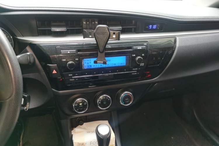 Used Toyota Levin 2016 1.6G CVT Elite Edition Audio And AC Panel