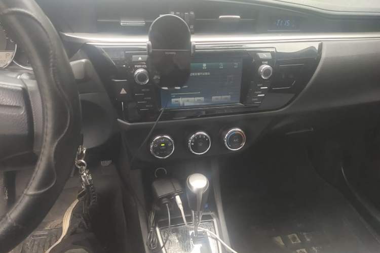 Used Toyota Levin 2016 1.6G CVT Elite Edition Audio And AC Panel