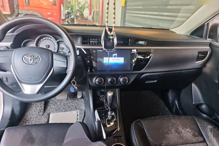 Used Toyota Levin 2016 1.6G CVT Elite Edition Center Console