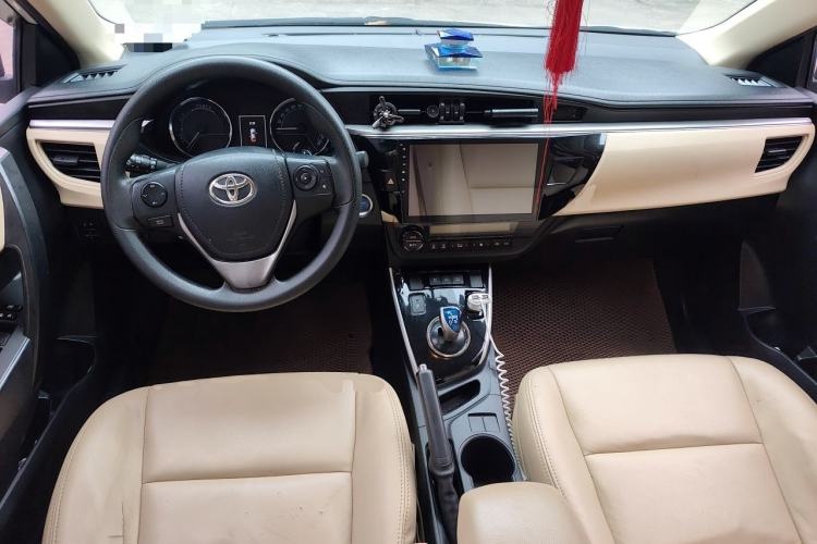 Used Toyota Levin 2016 Dual-Engine 1.8H GS E-CVT Elite Model with Sunroof Center Console