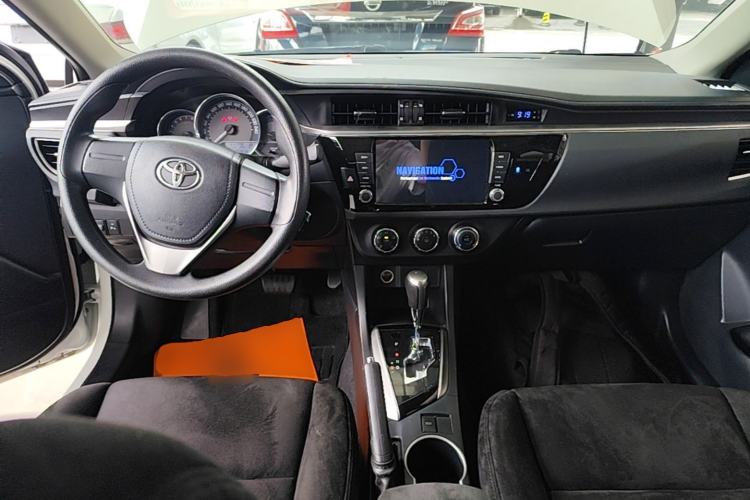 Used Toyota Levin 2016 1.6G CVT Elite Edition Center Console