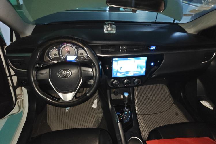 Used Toyota Levin 2016 1.6G CVT Elite Edition Center Console