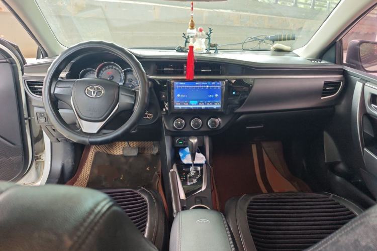 Used Toyota Levin 2016 1.6G CVT Elite Edition Center Console