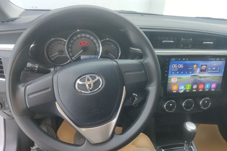 Used Toyota Levin 2016 1.6G CVT Elite Edition Center Console