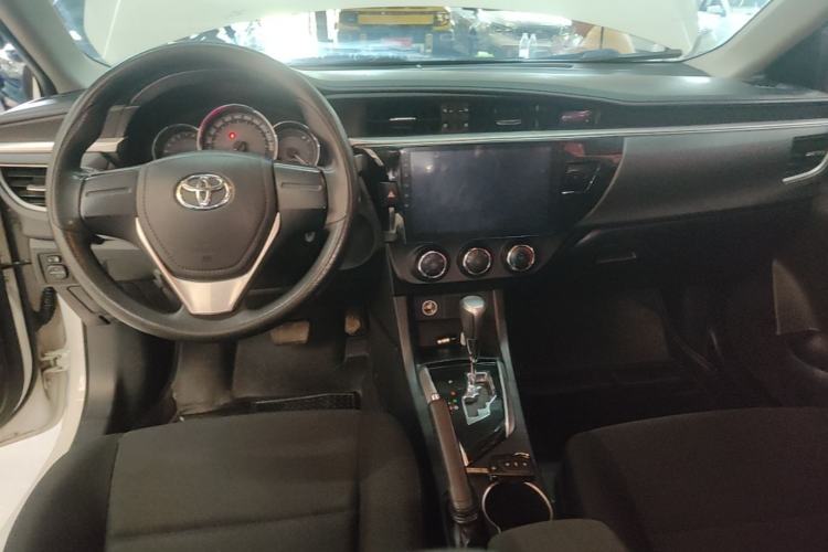 Used Toyota Levin 2016 1.6G CVT Elite Edition Center Console