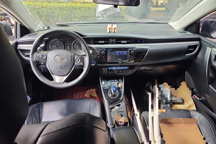 Used Toyota Levin 2016 Dual-Engine 1.8H GS-L E-CVT Leading Edition Center Console
