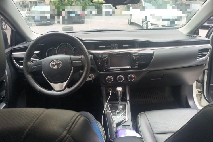 Used Toyota Levin 2016 1.6G CVT Elite Edition Center Console