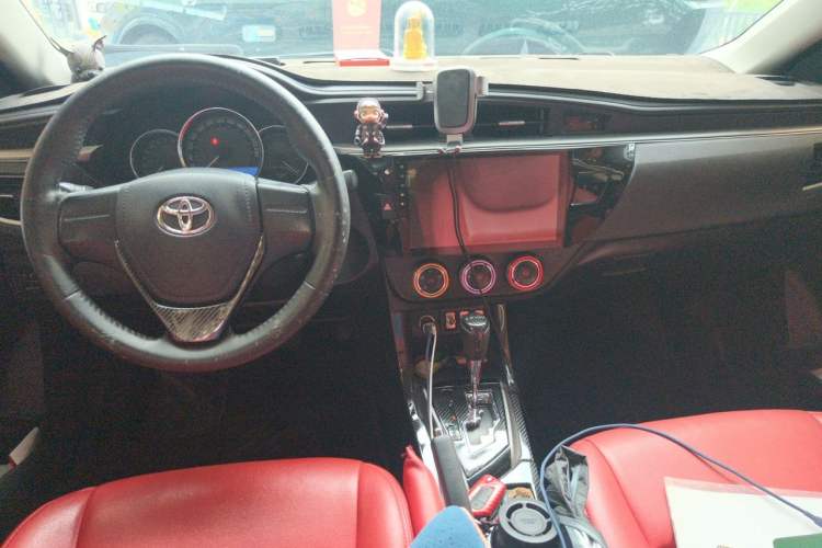 Used Toyota Levin 2016 1.6G CVT Elite Edition Center Console
