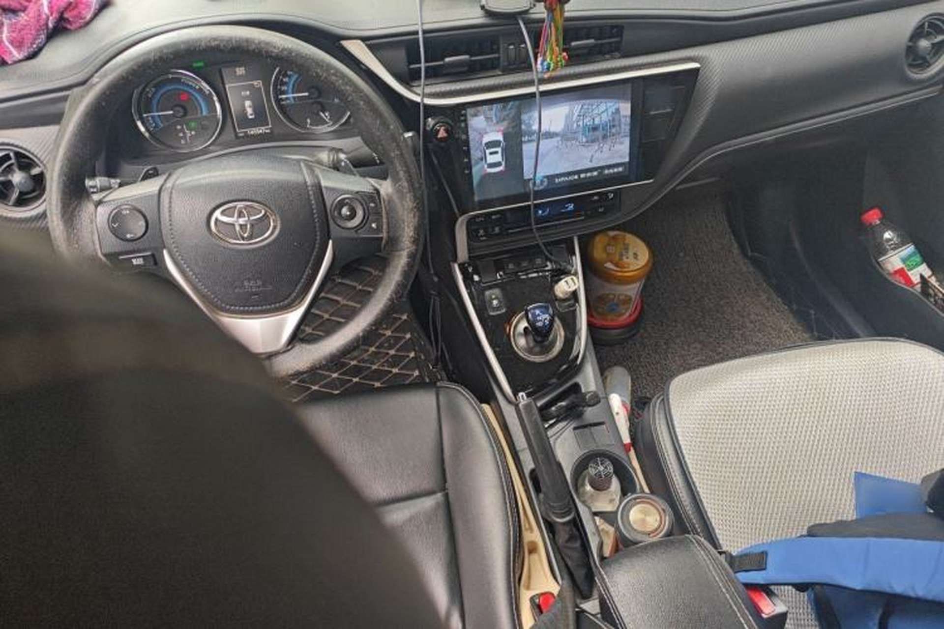 Used Toyota Levin 2016 Dual-Engine 1.8H GS E-CVT Elite Model with Sunroof Center Console