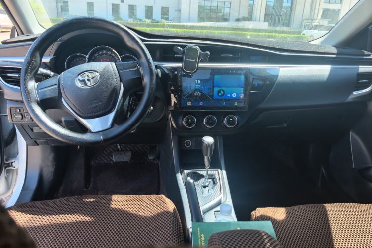 Used Toyota Levin 2016 1.6G CVT Elite Edition Center Console