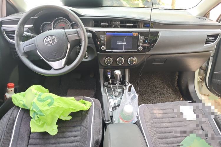 Used Toyota Levin 2016 1.6G CVT Elite Edition Center Console