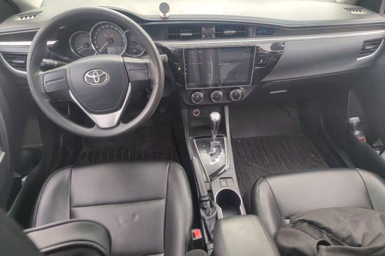 Used Toyota Levin 2016 1.6G CVT Elite Edition Center Console