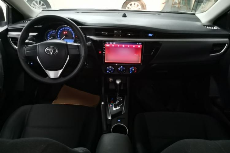 Used Toyota Levin 2016 1.6G CVT Elite Edition Center Console