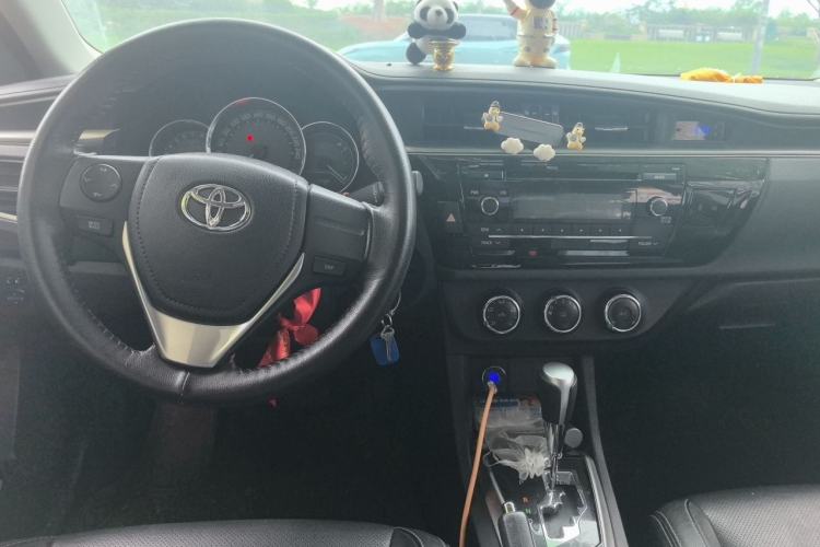 Used Toyota Levin 2016 1.6G-L CVT Leading Edition Center Console