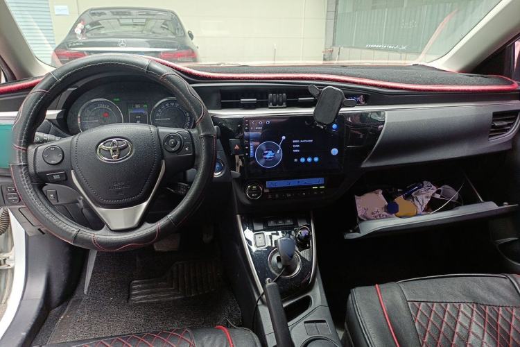 Used Toyota Levin 2016 Dual-Engine 1.8H GS E-CVT Elite Model with Sunroof Center Console