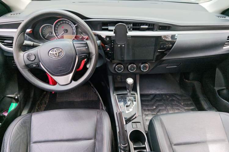 Used Toyota Levin 2016 1.6G-L CVT Leading Edition Center Console