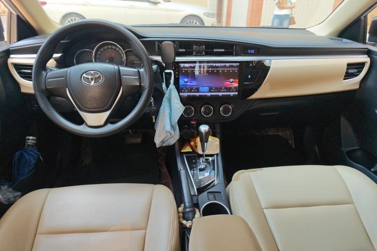 Used Toyota Levin 2016 1.6G CVT Elite Edition Center Console