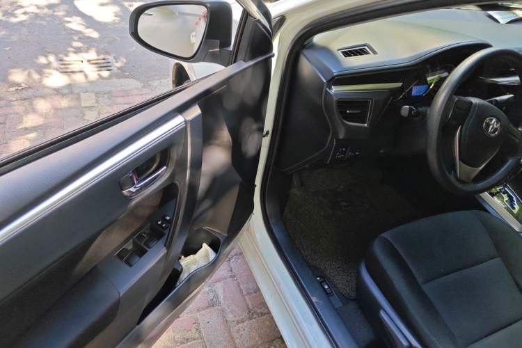 Used Toyota Levin 2016 1.6G CVT Elite Edition Driver Seat