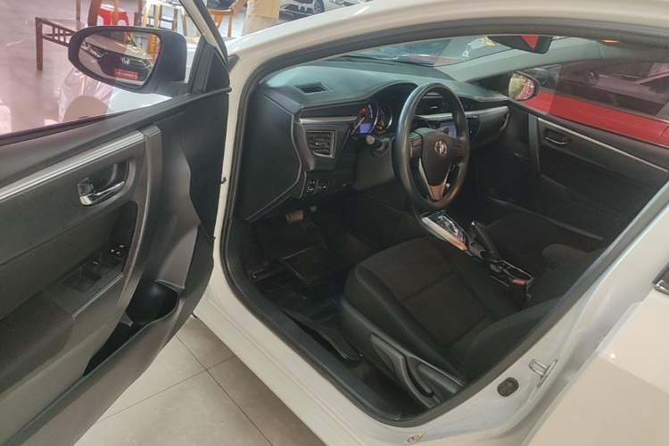 Used Toyota Levin 2016 1.6G CVT Elite Edition Driver Seat