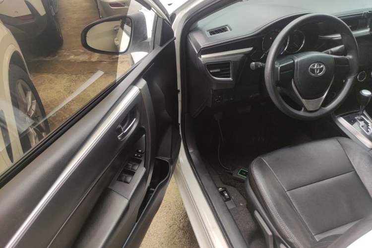 Used Toyota Levin 2016 1.6G CVT Elite Edition Driver Seat