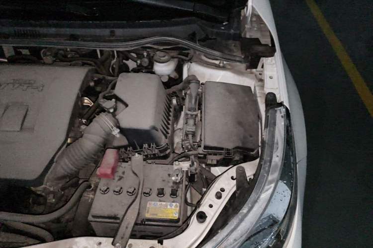 Used Toyota Levin 2016 1.6G CVT Elite Edition Engine Bay Left