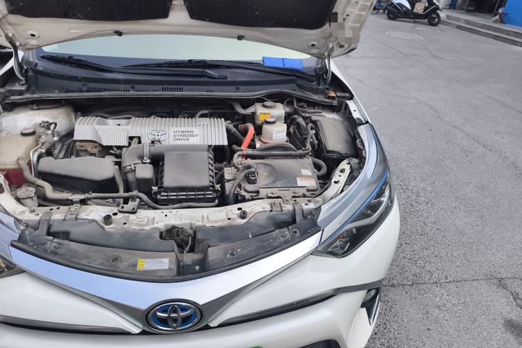 Used Toyota Levin 2016 Dual-Engine 1.8H GS E-CVT Elite Model with Sunroof Engine Bay Left