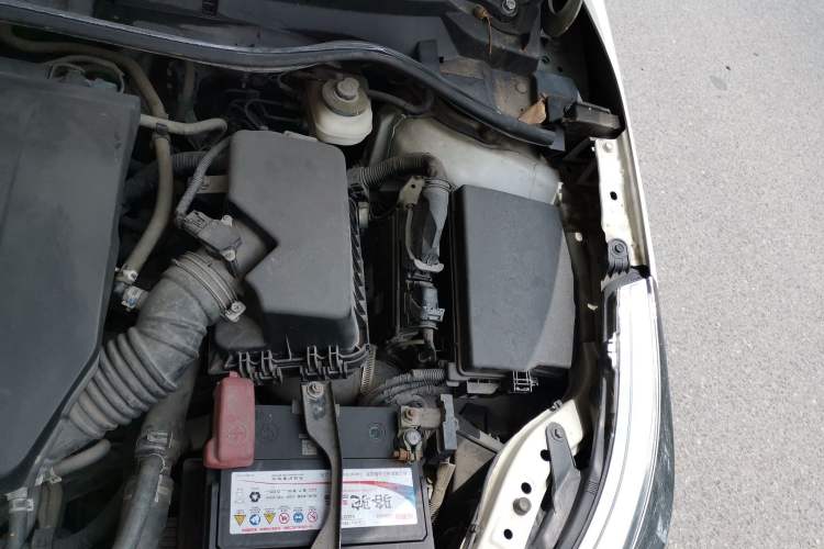 Used Toyota Levin 2016 1.6G CVT Elite Edition Engine Bay Left