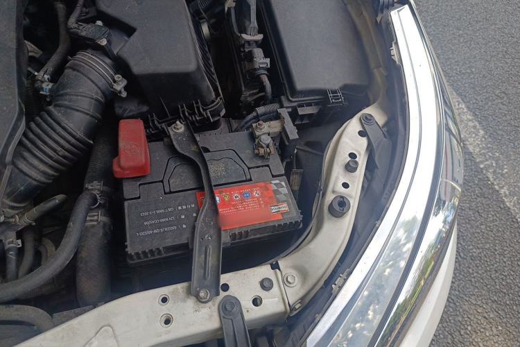 Used Toyota Levin 2016 1.6G CVT Elite Edition Engine Bay Left