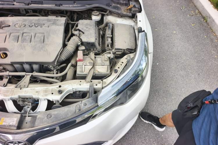 Used Toyota Levin 2016 1.6G CVT Elite Edition Engine Bay Left