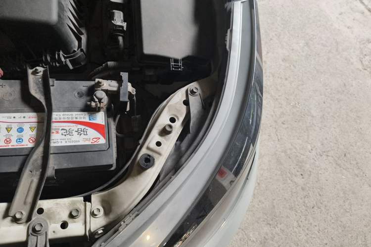 Used Toyota Levin 2016 1.6G CVT Elite Edition Engine Bay Left