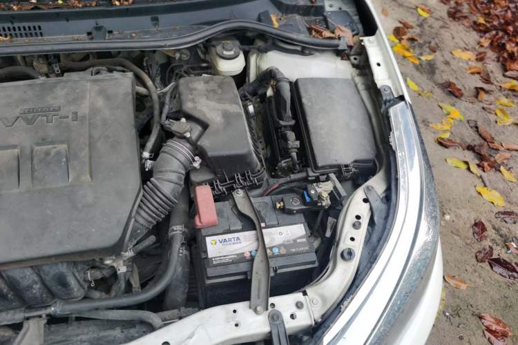 Used Toyota Levin 2016 1.6G CVT Elite Edition Engine Bay Left