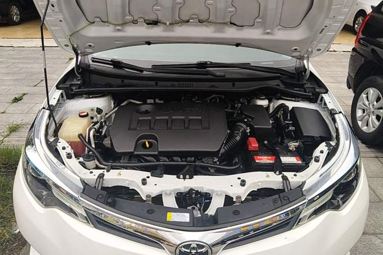 Used Toyota Levin 2016 1.6G CVT Elite Edition Engine Bay