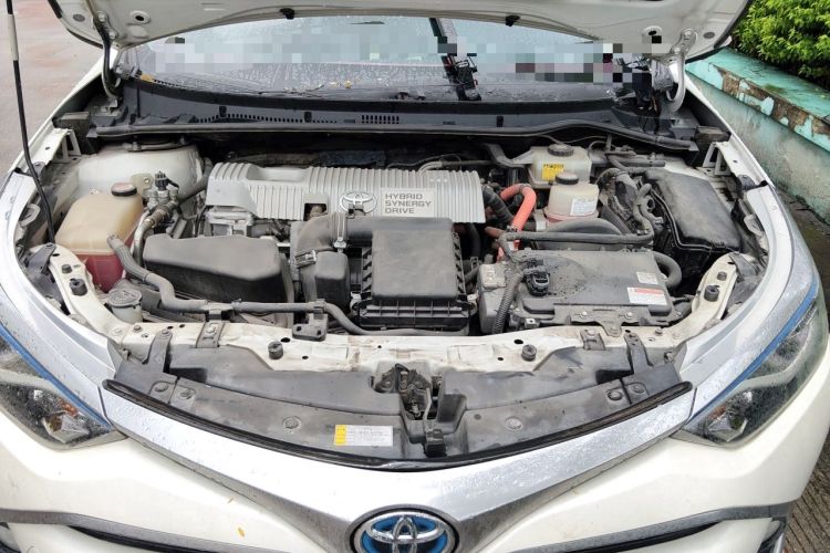 Used Toyota Levin 2016 Dual-Engine 1.8H GS E-CVT Elite Model with Sunroof Engine Bay