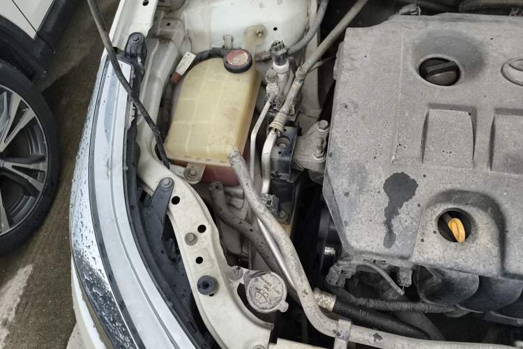 Used Toyota Levin 2016 1.6G-L CVT Leading Edition Engine Bay Right