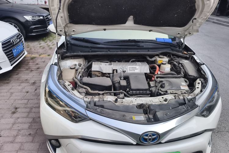 Used Toyota Levin 2016 Dual-Engine 1.8H GS E-CVT Elite Model with Sunroof Engine Bay Right
