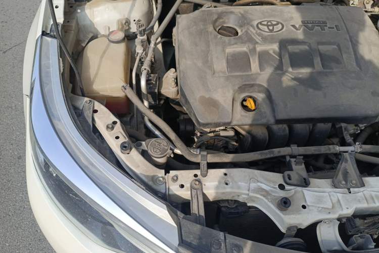 Used Toyota Levin 2016 1.6G CVT Elite Edition Engine Bay Right