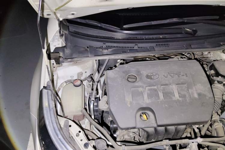 Used Toyota Levin 2016 1.6G CVT Elite Edition Engine Bay Right