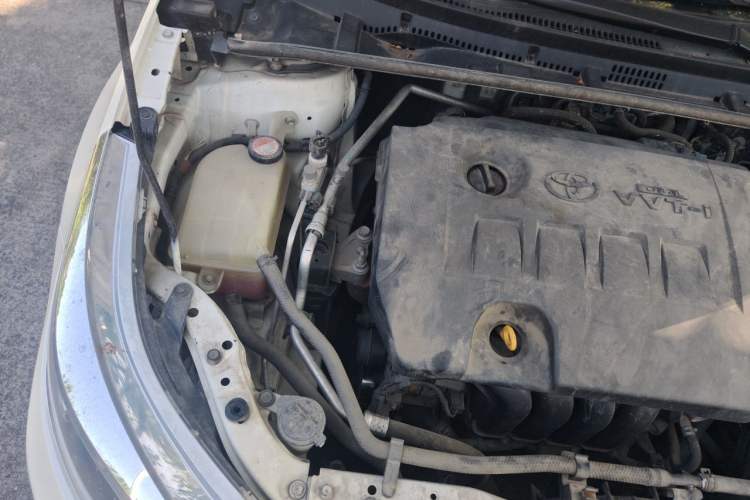Used Toyota Levin 2016 1.6G CVT Elite Edition Engine Bay Right