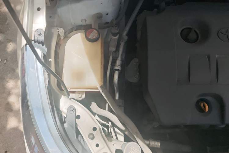 Used Toyota Levin 2016 1.6G-L CVT Leading Edition Engine Bay Right